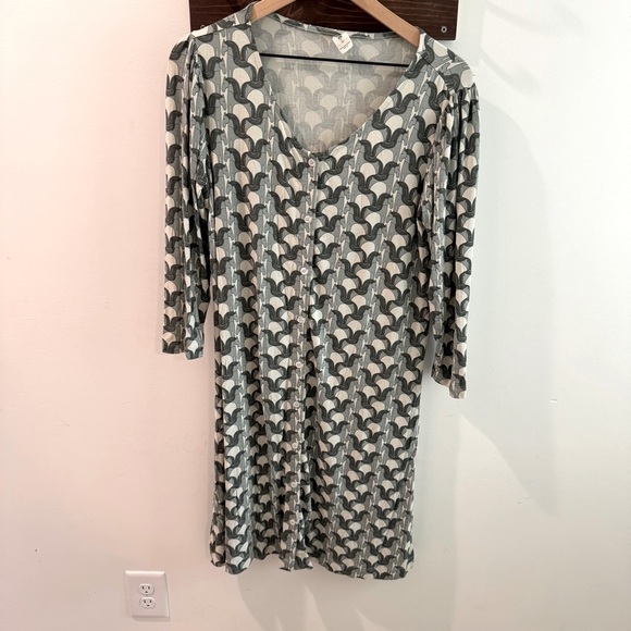 kate quinn Dresses & Skirts - Kate Quinn Sage Green Trojan Horse Print Bamboo Button Front Dress Medium